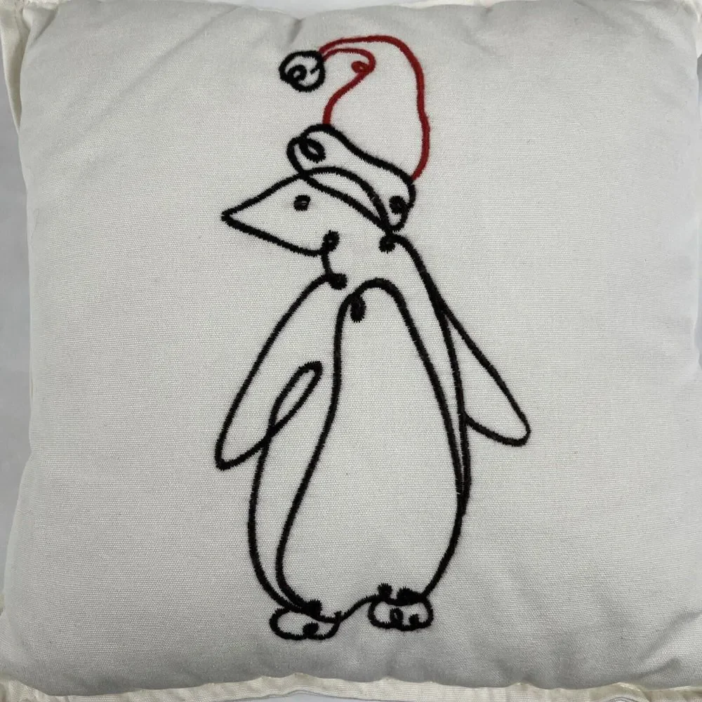 Ellen Degeneres Penguin Embroidered Throw Pillow ‎ 10.5